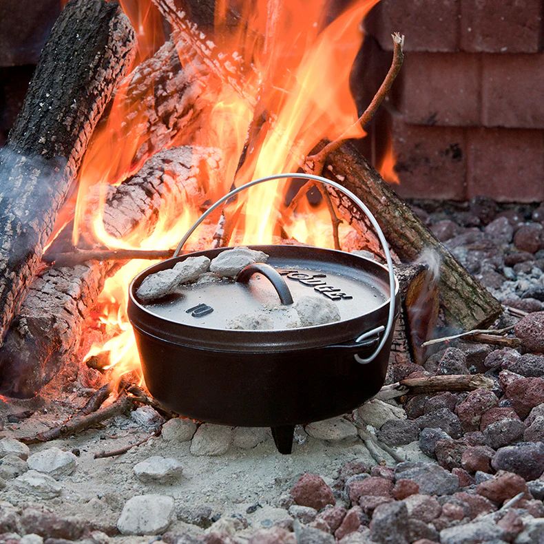 Dutch Oven - 10", 4 Quart